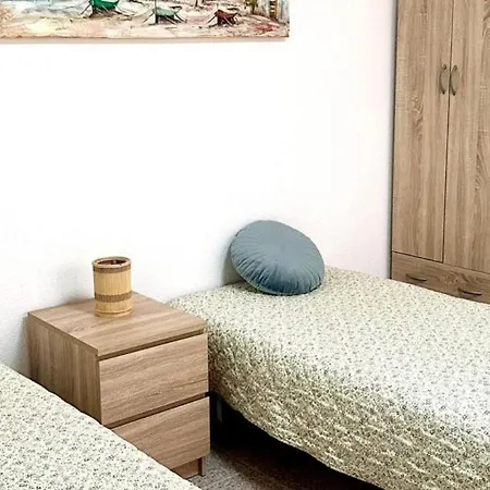 公寓 By Loslocos In