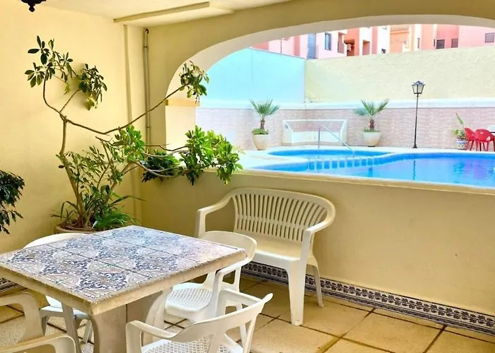 Appartement By Loslocos In